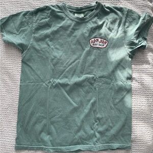 ✨5 for $25✨ Ron Jon T-Shirt